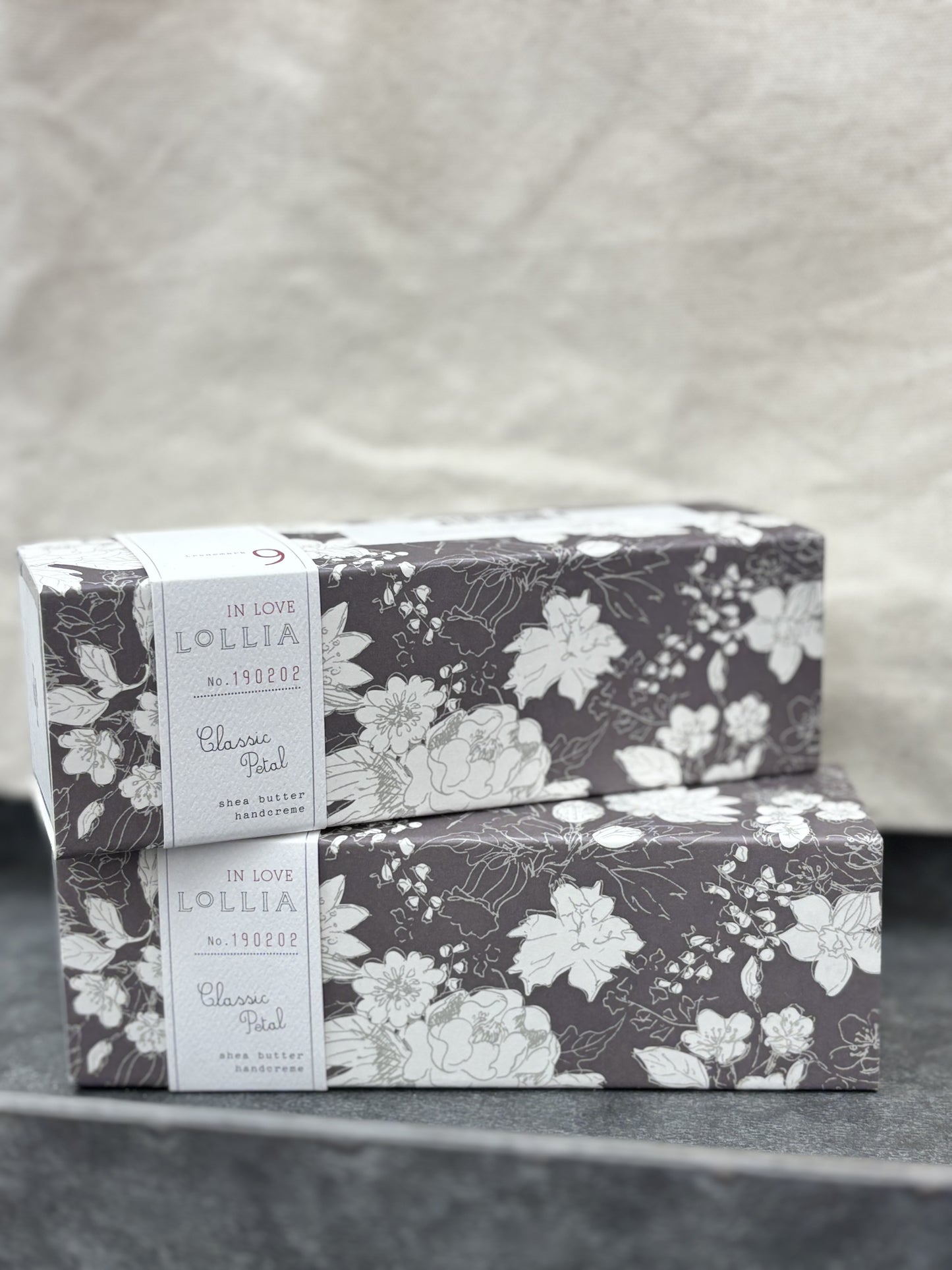 Lollia Classic Petal Shea Butter Hand-Creme
