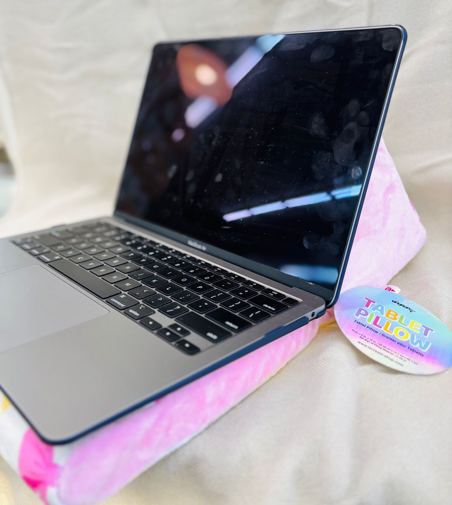 Bow Tablet Pillow
