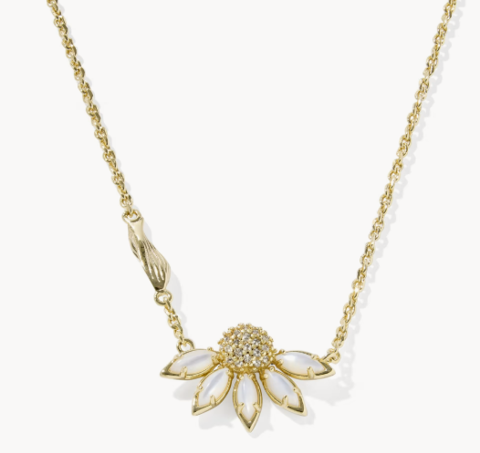 Anya Flower Short Pendent