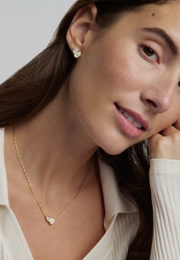 Tatum short pendent necklace